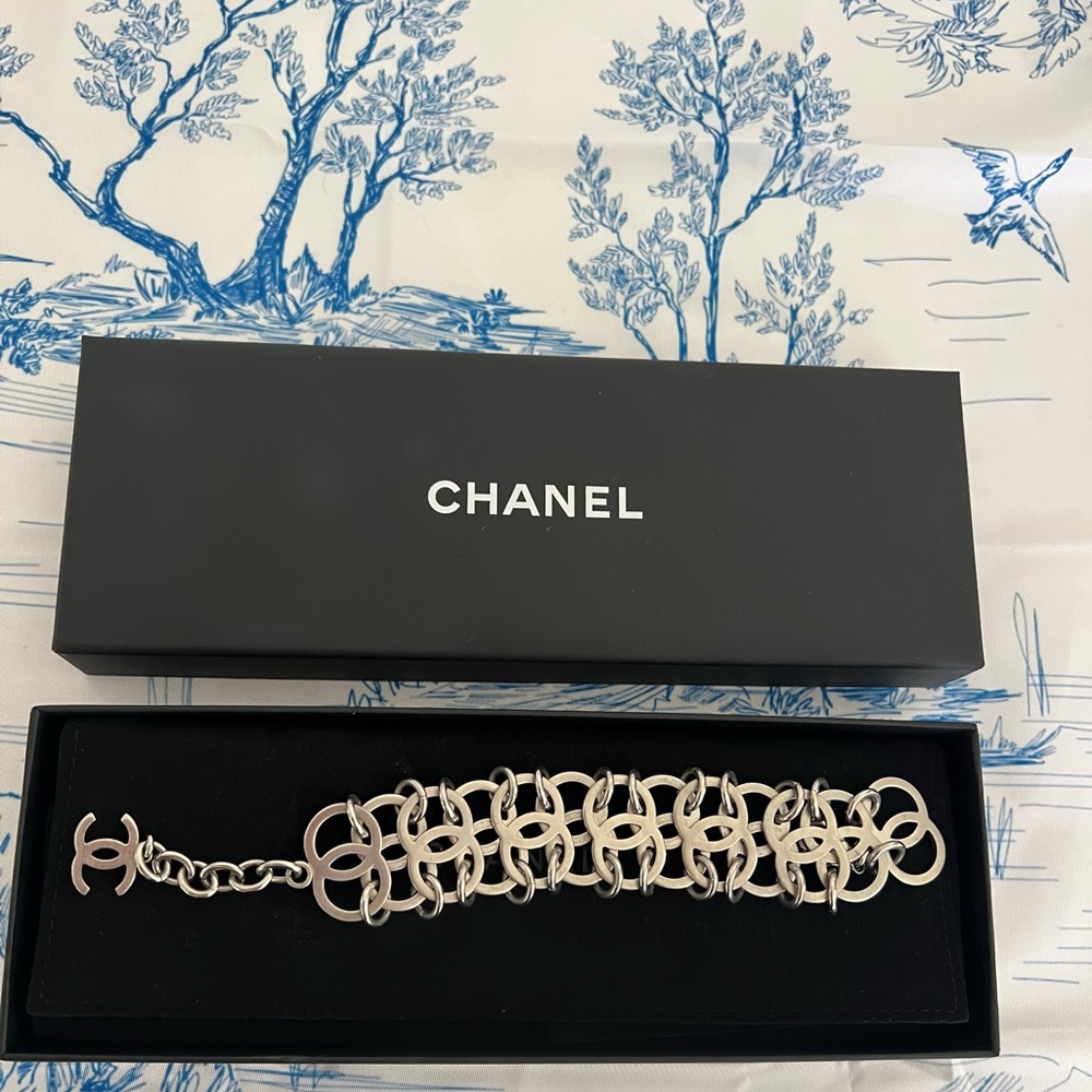 Chanel Silver Link Bracelet- Great Condition